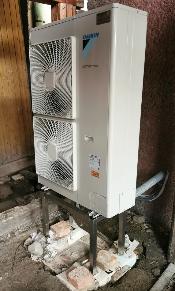 Tepelné čerpadlo vzduch voda Daikin Altherma LT 11kW rodinný dom Čierny Balog