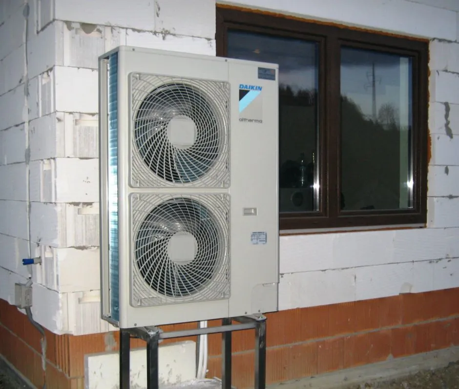 Tepelné čerpadlo vzduch voda Daikin Altherma LT 11kW rodinný dom Dravce