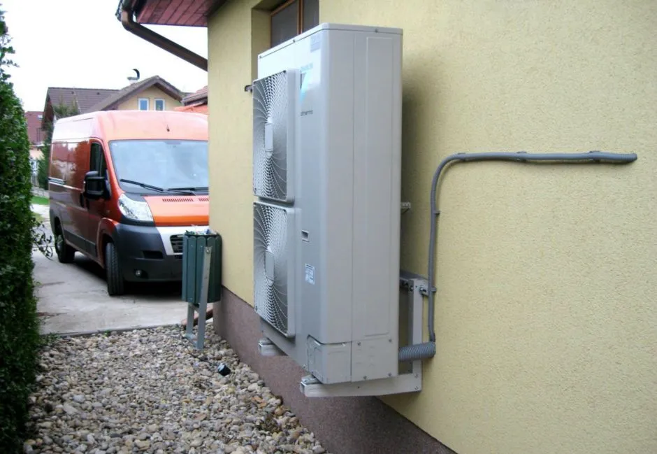 Tepelné čerpadlo vzduch voda Daikin Altherma LT 11kW rodinný dom Dunajská Lužná