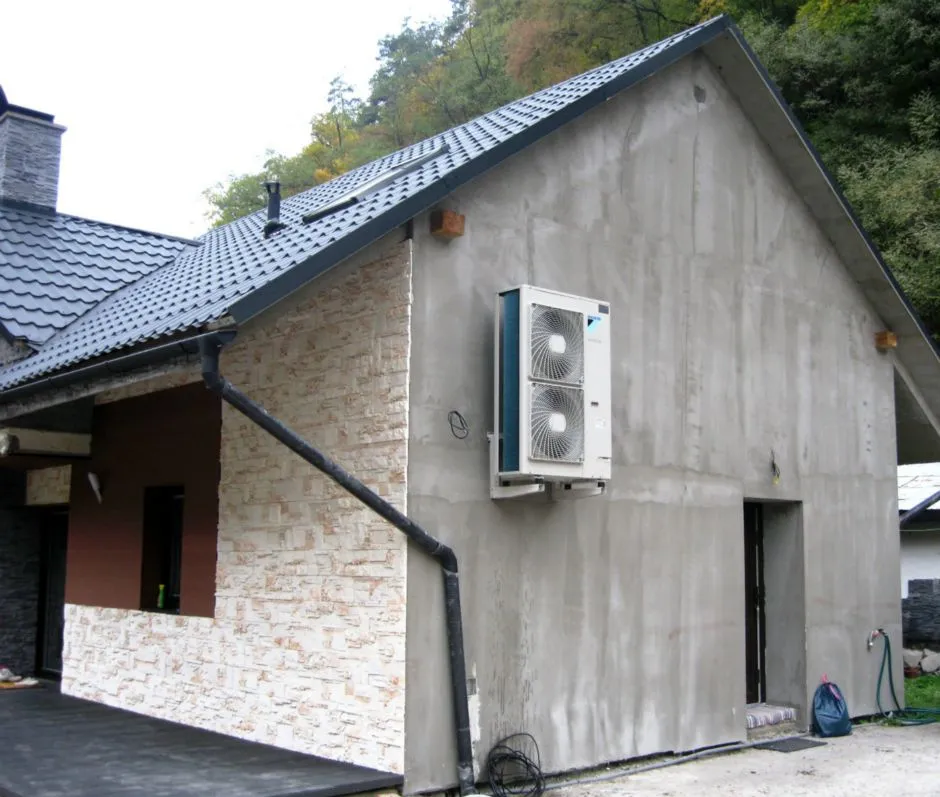 Tepelné čerpadlo vzduch voda Daikin Altherma LT 11kW rodinný dom Hodruša Hámre