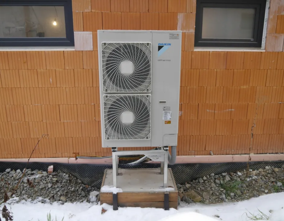 Tepelné čerpadlo vzduch voda Daikin Altherma LT 11kW rodinný dom Horná Mičiná