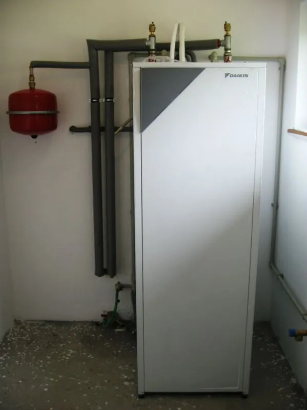 Tepelné čerpadlo vzduch voda Daikin Altherma LT 11kW rodinný dom Horná Mičiná