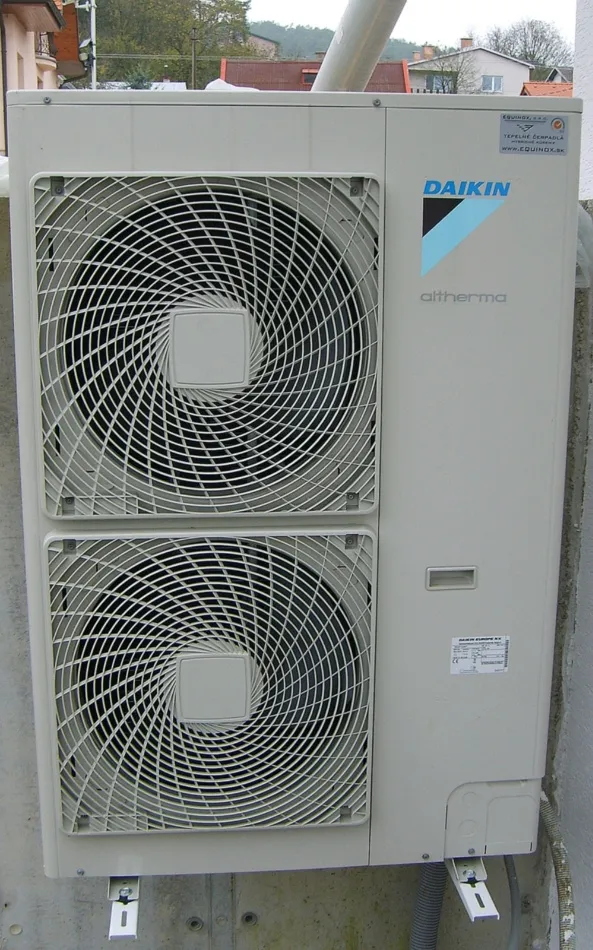 Tepelné čerpadlo vzduch voda Daikin Altherma LT 11kW rodinný dom Humenné