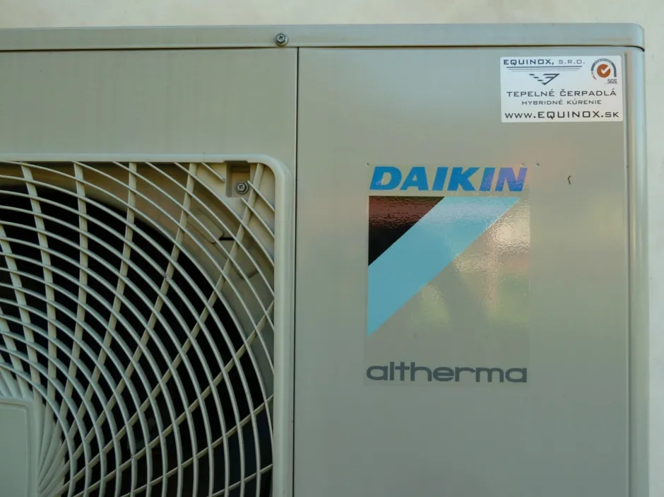 Tepelné čerpadlo vzduch voda Daikin Altherma LT 11kW rodinný dom Iľanovo