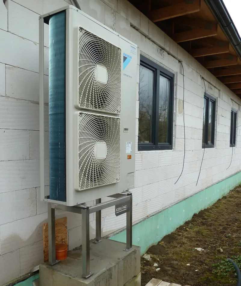 Tepelné čerpadlo vzduch voda Daikin Altherma LT 11kW rodinný dom Komjatná