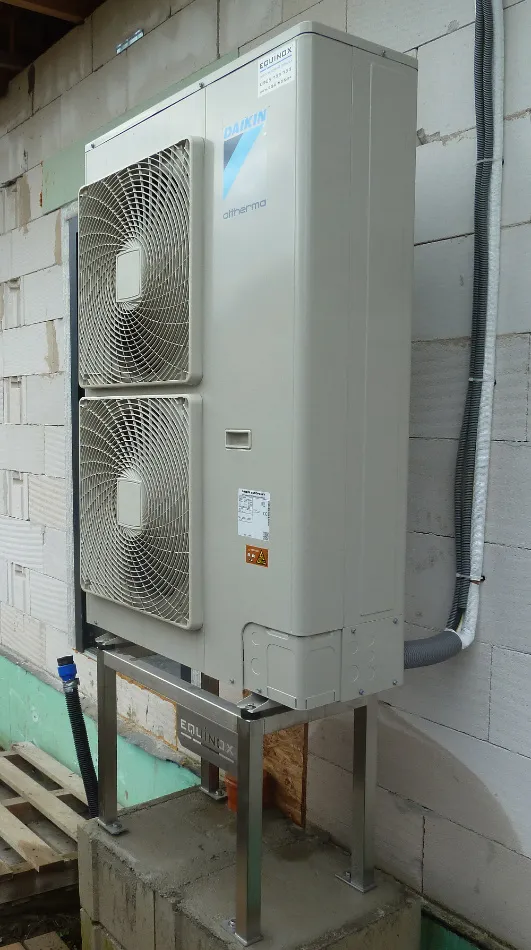 Tepelné čerpadlo vzduch voda Daikin Altherma LT 11kW rodinný dom Komjatná
