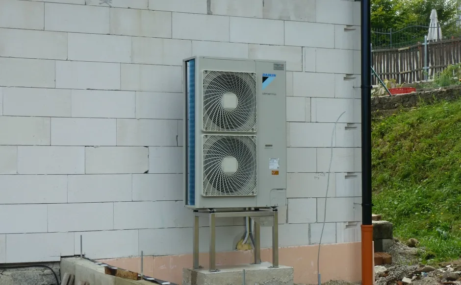 Tepelné čerpadlo vzduch voda Daikin Altherma LT 11kW rodinný dom Králiky