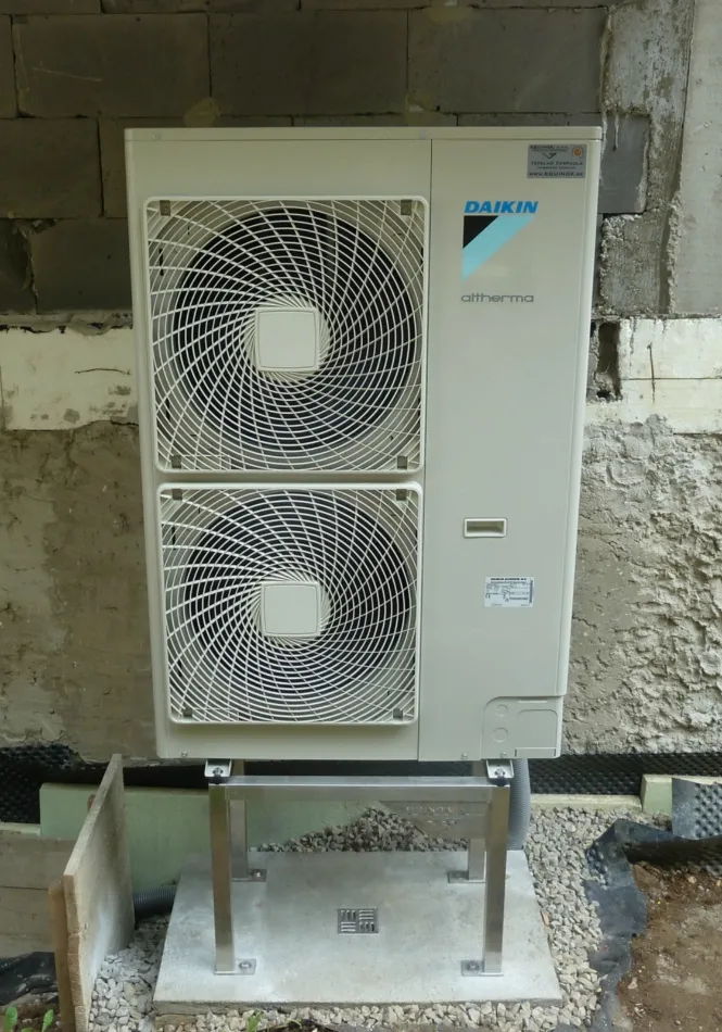 Tepelné čerpadlo vzduch voda Daikin Altherma LT 11kW rodinný dom Kremnica