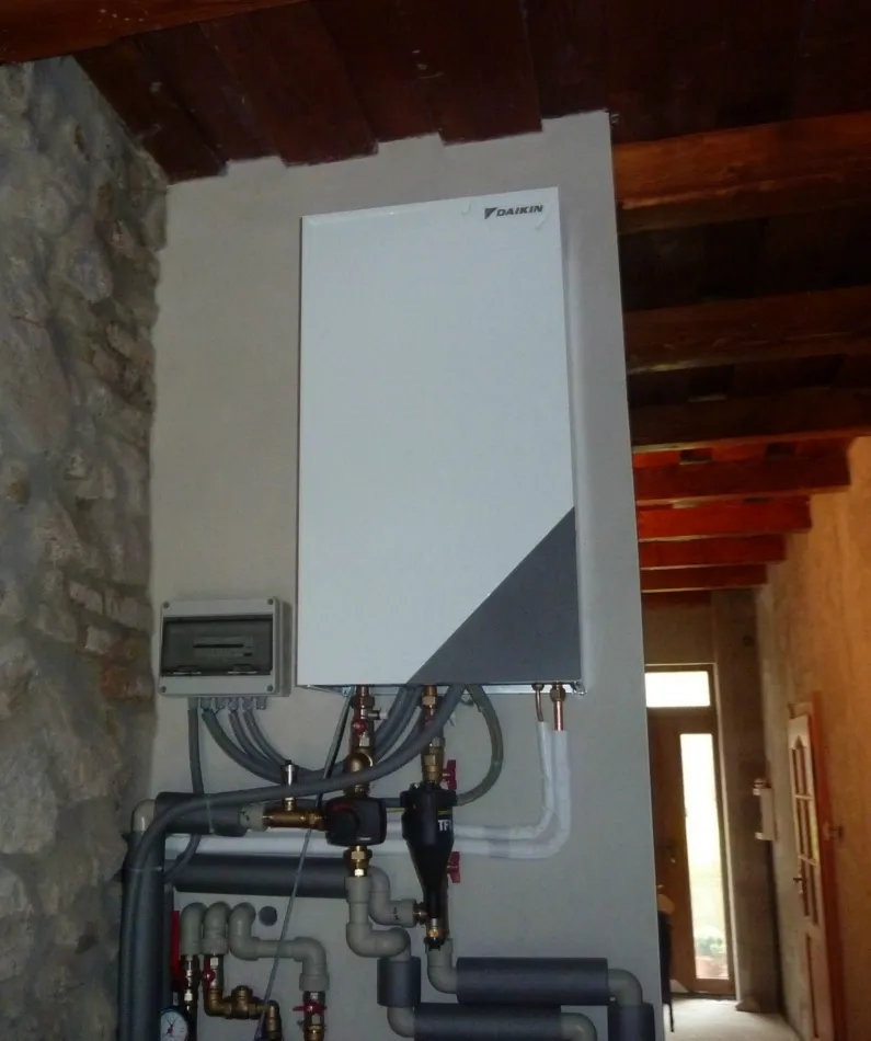 Tepelné čerpadlo vzduch voda Daikin Altherma LT 11kW rodinný dom Kremnica