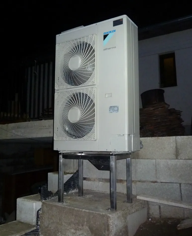 Tepelné čerpadlo vzduch voda Daikin Altherma LT 11kW rodinný dom Krupina