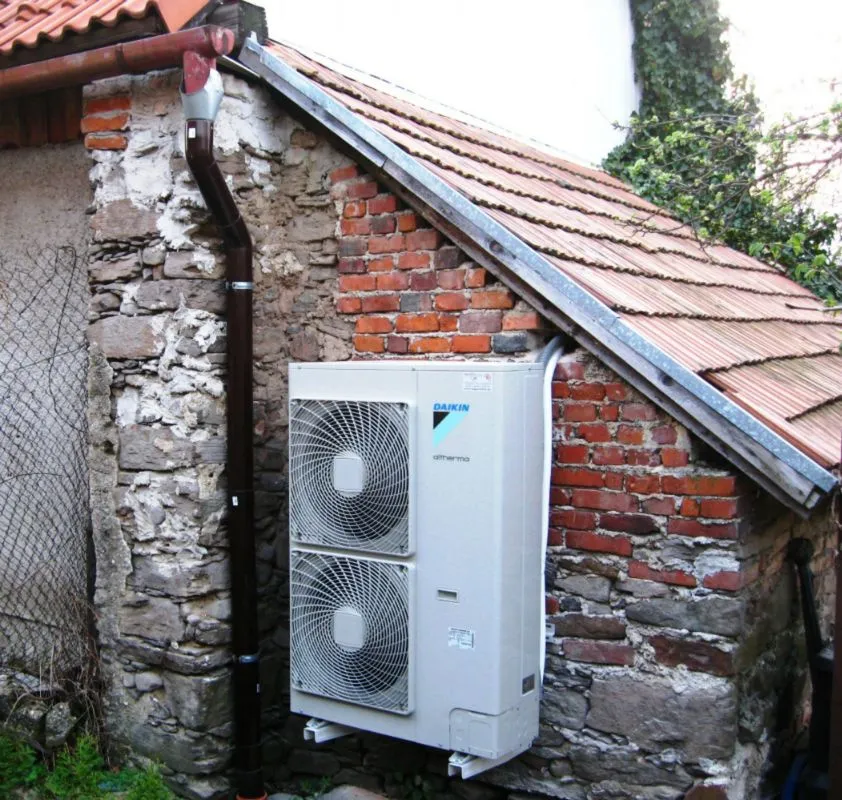 Tepelné čerpadlo vzduch voda Daikin Altherma LT 11kW rodinný dom Lehota pod Vtáčnikom