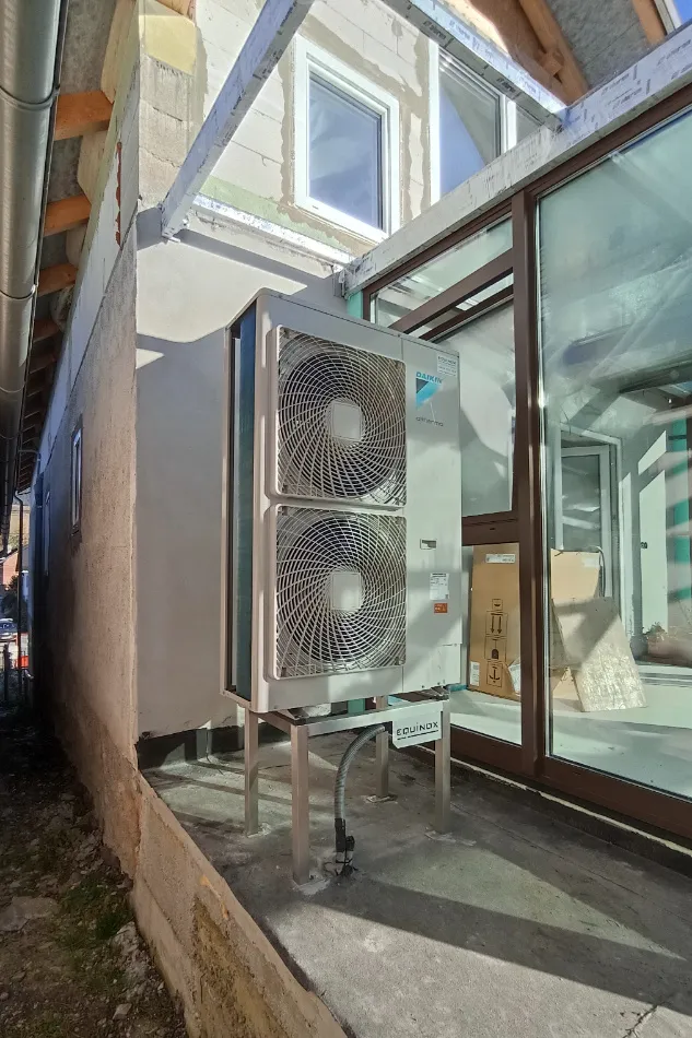 Tepelné čerpadlo vzduch voda Daikin Altherma LT 11kW rodinný dom Liptovská Lužná
