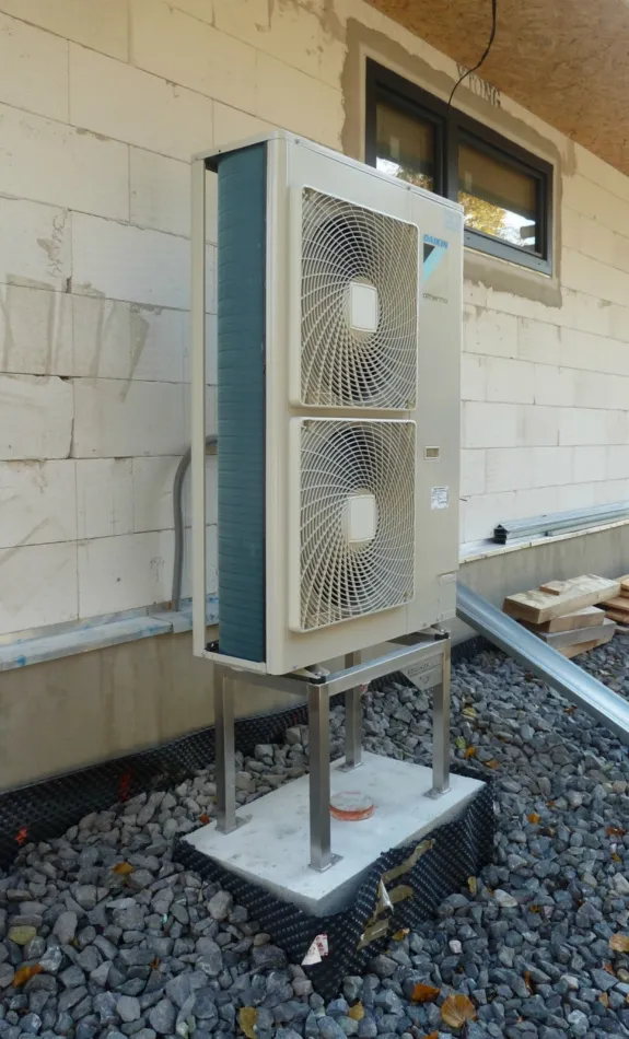 Tepelné čerpadlo vzduch voda Daikin Altherma LT 11kW rodinný dom Liptovský Ján
