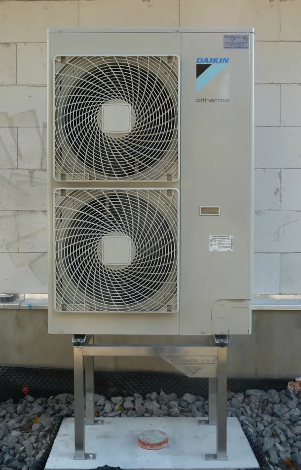 Tepelné čerpadlo vzduch voda Daikin Altherma LT 11kW rodinný dom Liptovský Ján