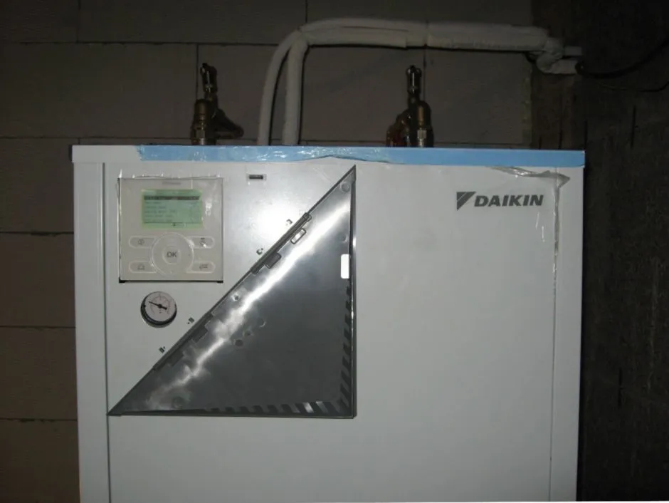 Tepelné čerpadlo vzduch voda Daikin Altherma LT 11kW rodinný dom Litvínov