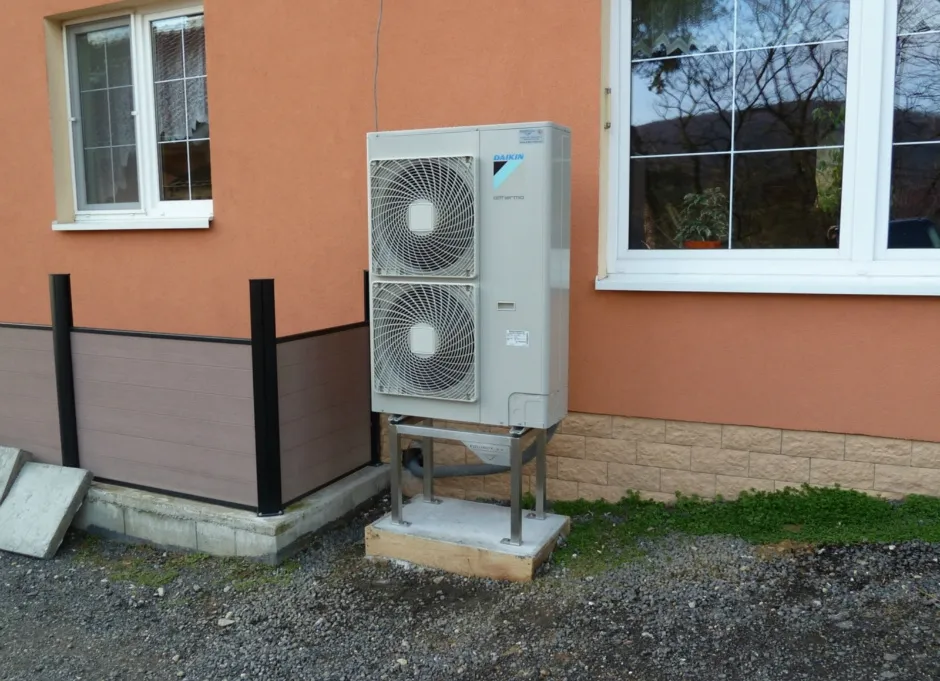 Tepelné čerpadlo vzduch voda Daikin Altherma LT 11kW rodinný dom Marianka