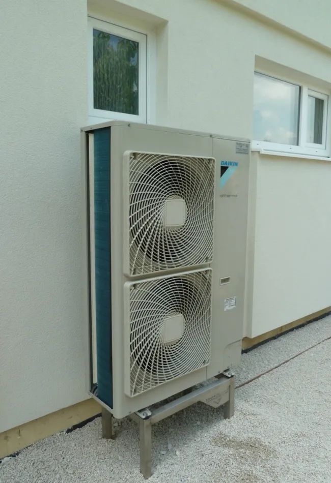 Tepelné čerpadlo vzduch voda Daikin Altherma LT 11kW rodinný dom Most pri Bratislave