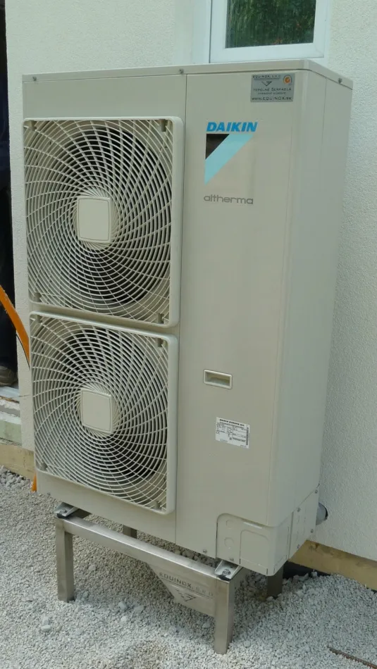 Tepelné čerpadlo vzduch voda Daikin Altherma LT 11kW rodinný dom Most pri Bratislave