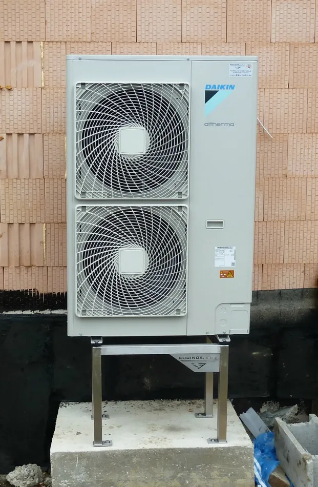 Tepelné čerpadlo vzduch voda Daikin Altherma LT 11kW rodinný dom Mútne