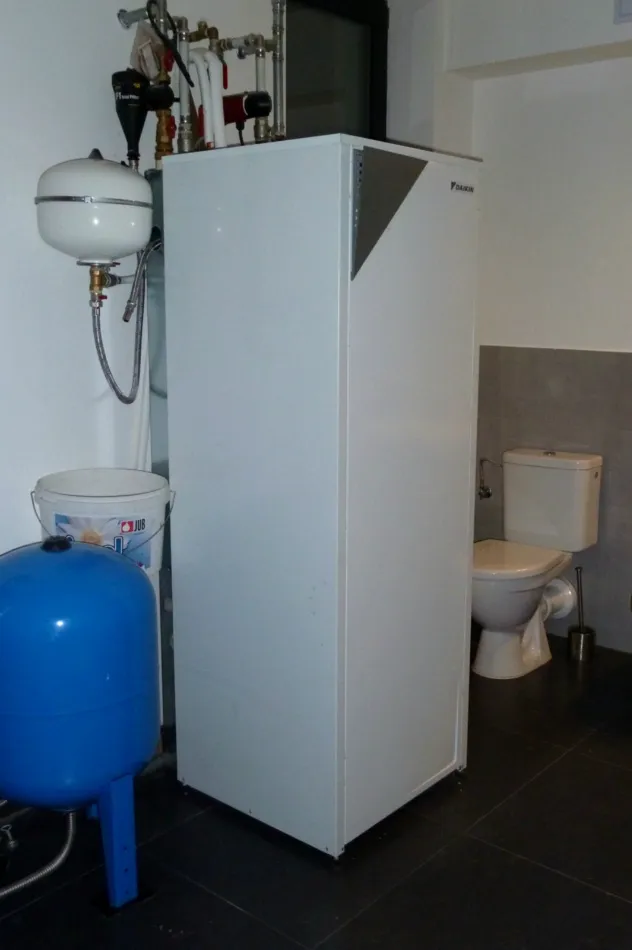 Tepelné čerpadlo vzduch voda Daikin Altherma LT 11kW rodinný dom Petrovice