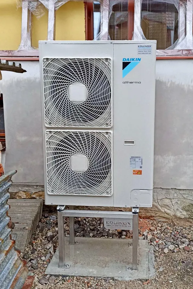 Tepelné čerpadlo vzduch voda Daikin Altherma LT 11kW rodinný dom Ploštín