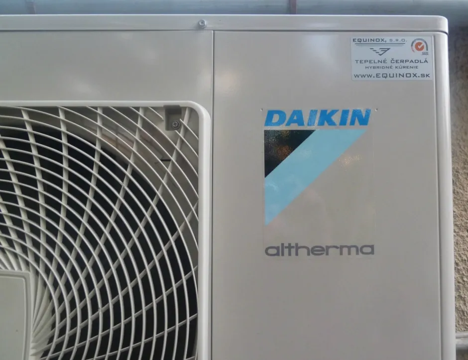 Tepelné čerpadlo vzduch voda Daikin Altherma LT 11kW rodinný dom Podunajské Biskupice