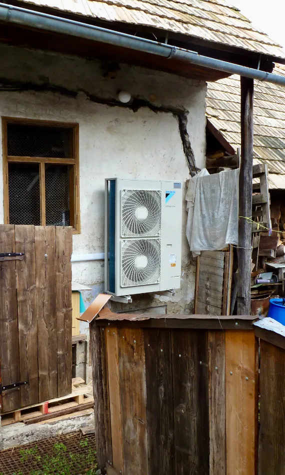 Tepelné čerpadlo vzduch voda Daikin Altherma LT 11kW rodinný dom Prenčov