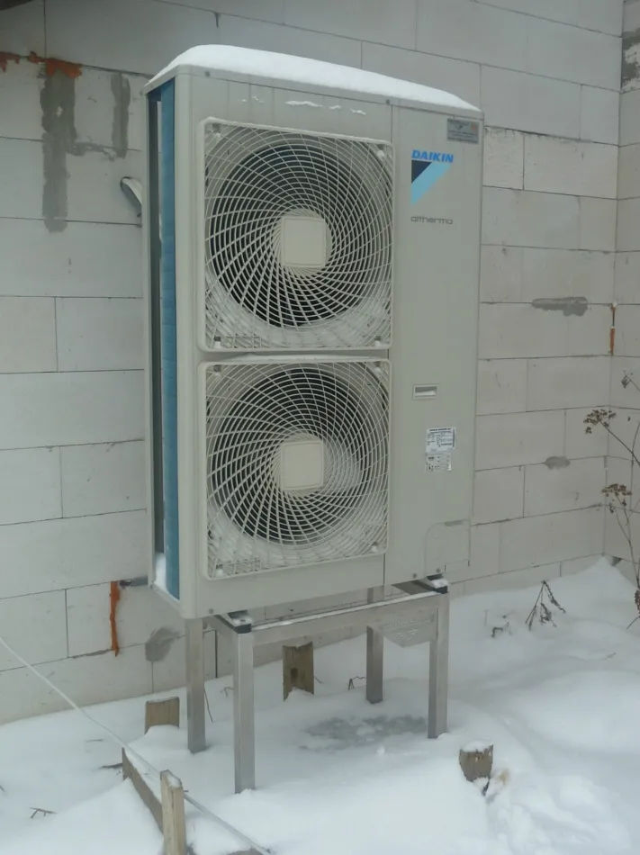 Tepelné čerpadlo vzduch voda Daikin Altherma LT 11kW rodinný dom Rabča