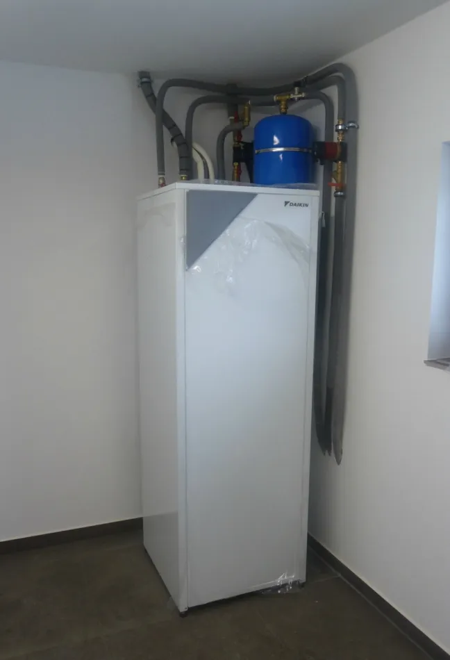 Tepelné čerpadlo vzduch voda Daikin Altherma LT 11kW rodinný dom Rabča