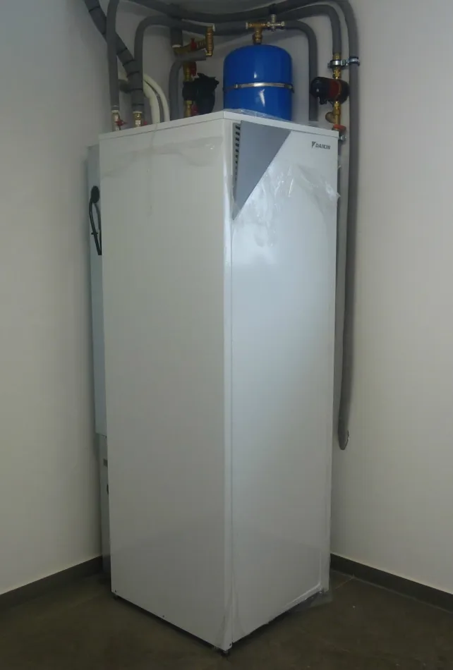 Tepelné čerpadlo vzduch voda Daikin Altherma LT 11kW rodinný dom Rabča