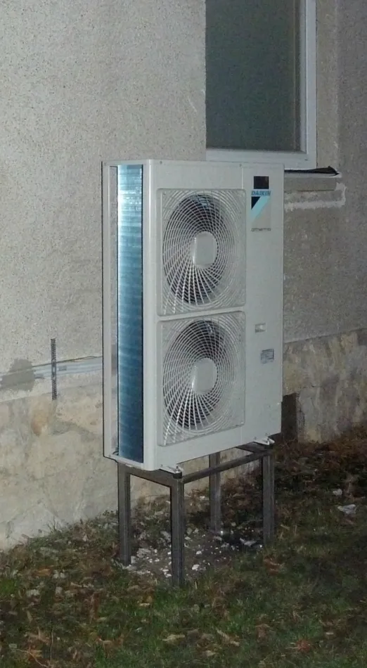 Tepelné čerpadlo vzduch voda Daikin Altherma LT 11kW rodinný dom Rajka
