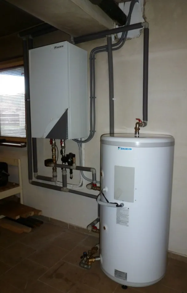 Tepelné čerpadlo vzduch voda Daikin Altherma LT 11kW rodinný dom Šalková