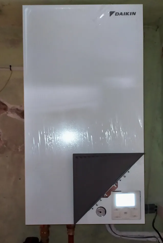 Tepelné čerpadlo vzduch voda Daikin Altherma LT 11kW rodinný dom Skubín