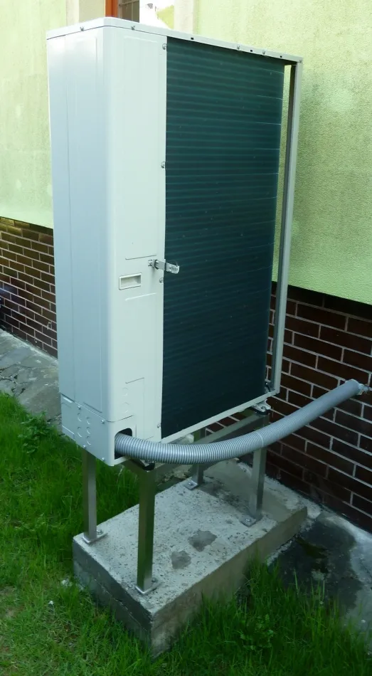 Tepelné čerpadlo vzduch voda Daikin Altherma LT 11kW rodinný dom Staré Hory
