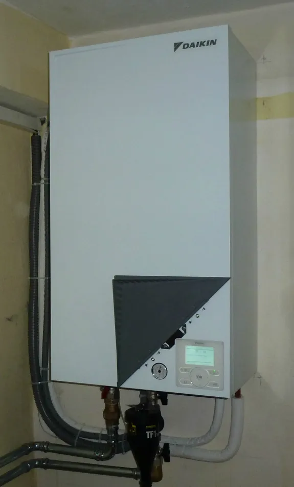 Tepelné čerpadlo vzduch voda Daikin Altherma LT 11kW rodinný dom Staré Hory