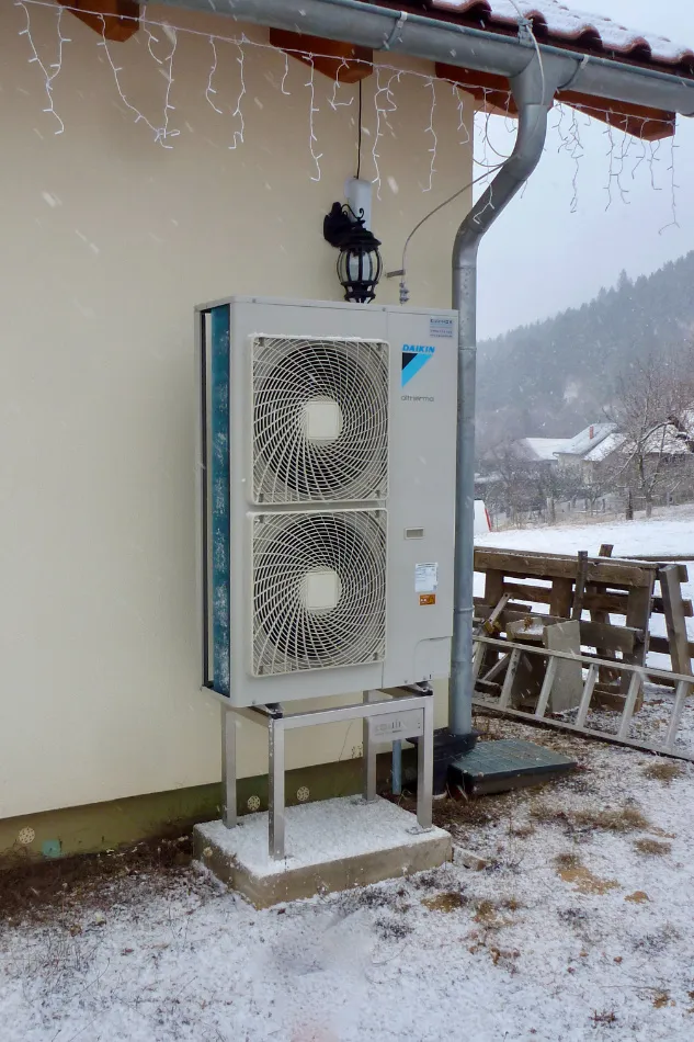 Tepelné čerpadlo vzduch voda Daikin Altherma LT 11kW rodinný dom Stožok