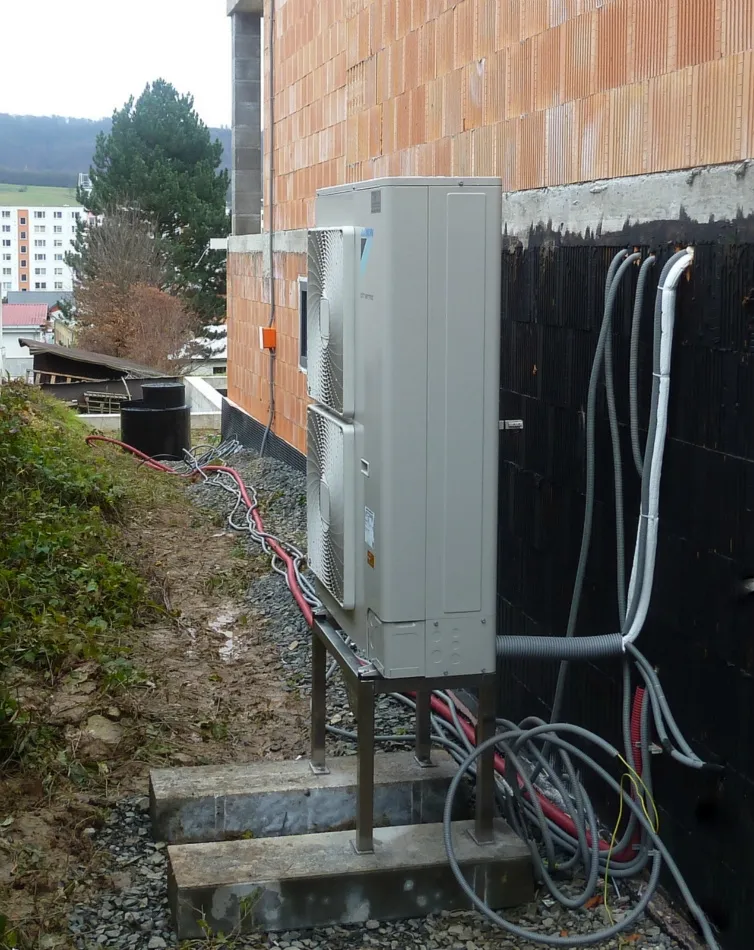 Tepelné čerpadlo vzduch voda Daikin Altherma LT 11kW rodinný dom Svidník