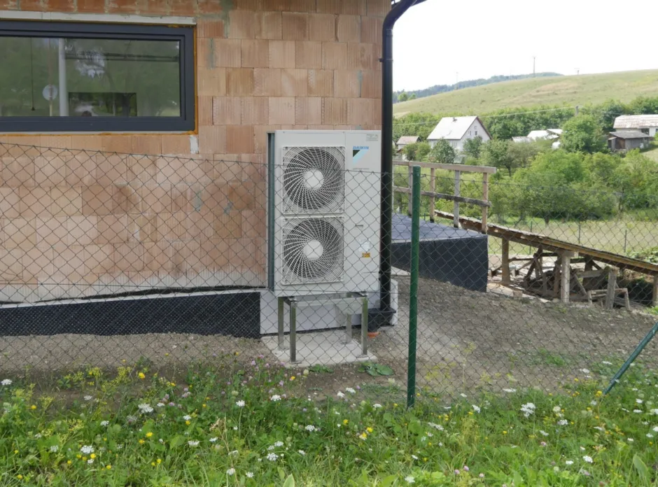 Tepelné čerpadlo vzduch voda Daikin Altherma LT 11kW rodinný dom Udiča