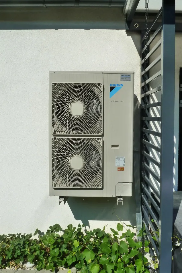Tepelné čerpadlo vzduch voda Daikin Altherma LT 11kW rodinný dom Uľanka
