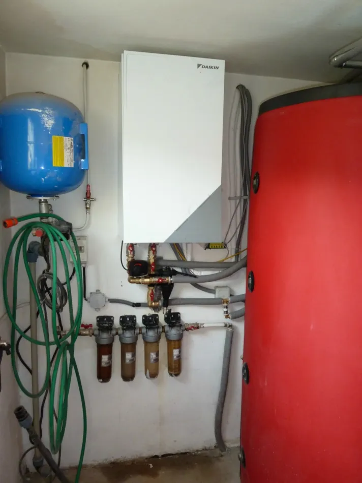 Tepelné čerpadlo vzduch voda Daikin Altherma LT 11kW rodinný dom Víťaz