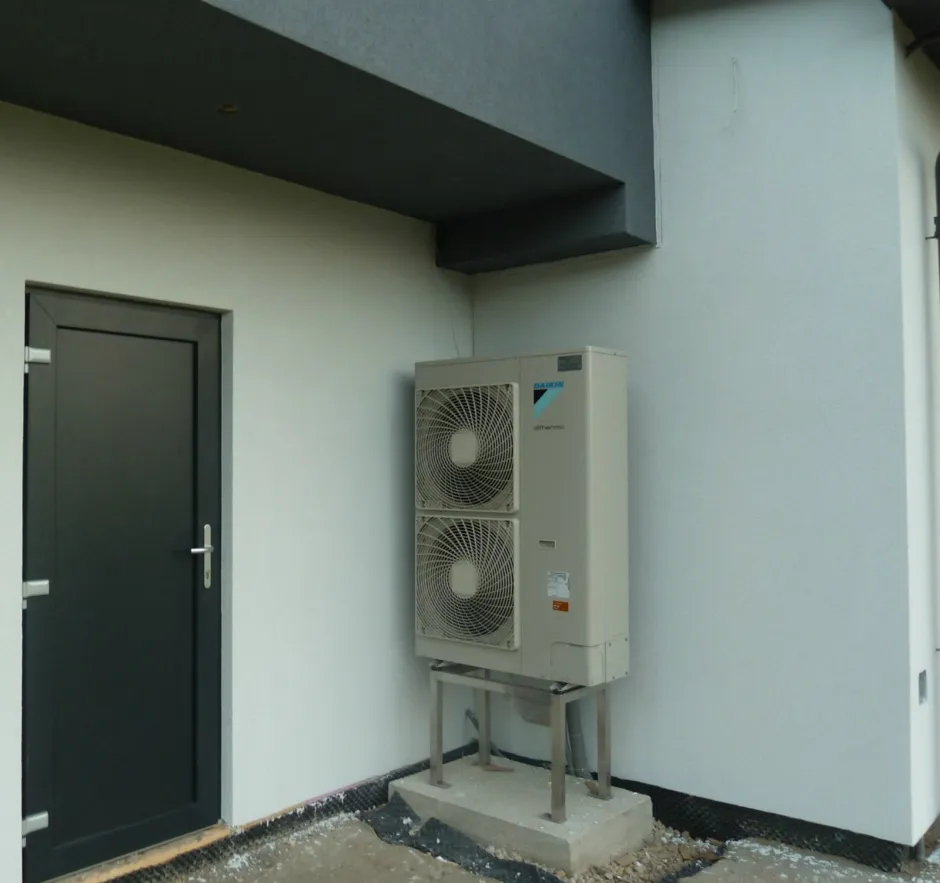 Tepelné čerpadlo vzduch voda Daikin Altherma LT 11kW rodinný dom Zákvašov