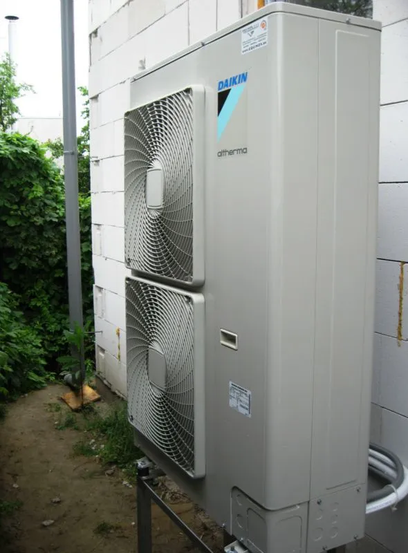 Tepelné čerpadlo vzduch voda Daikin Altherma LT 11kW s chladením rodinný dom Ivanka pri Dunaji