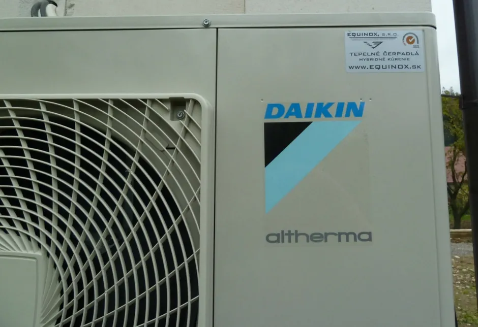 Tepelné čerpadlo vzduch voda Daikin Altherma LT 11kW s chladením RD Oravský Biely Potok