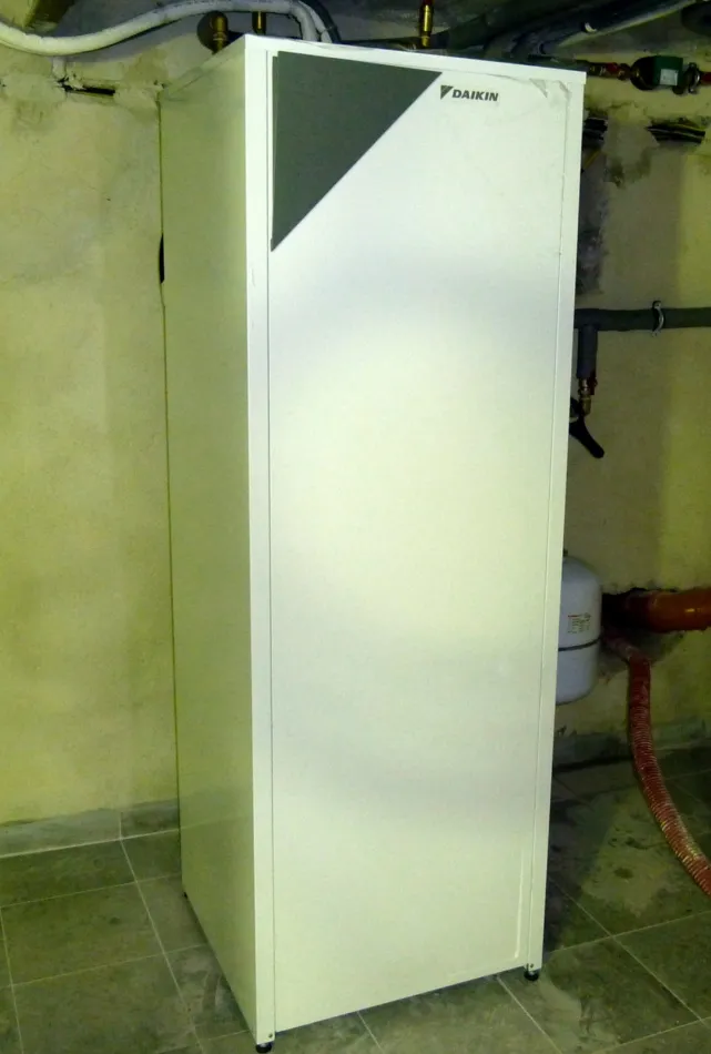 Tepelné čerpadlo vzduch voda Daikin Altherma LT 11kW s chladením rodinný dom Detva