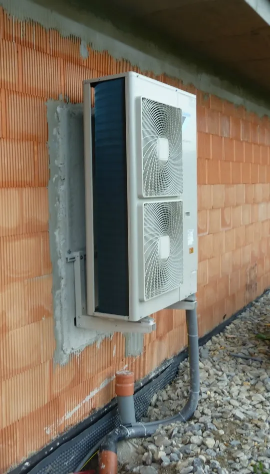 Tepelné čerpadlo vzduch voda Daikin Altherma LT 11kW s chladením rodinný dom Dolný Hričov