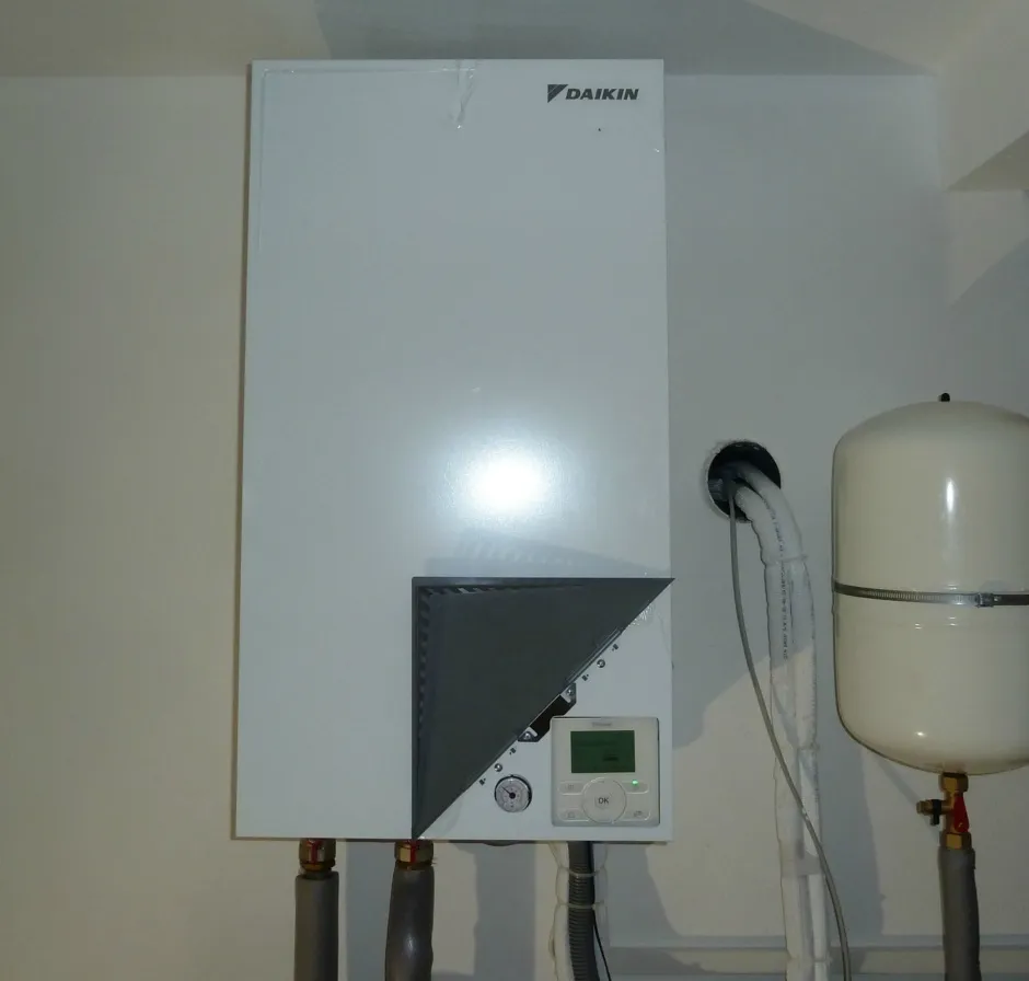 Tepelné čerpadlo vzduch voda Daikin Altherma LT 11kW s chladením rodinný dom Dolný Hričov