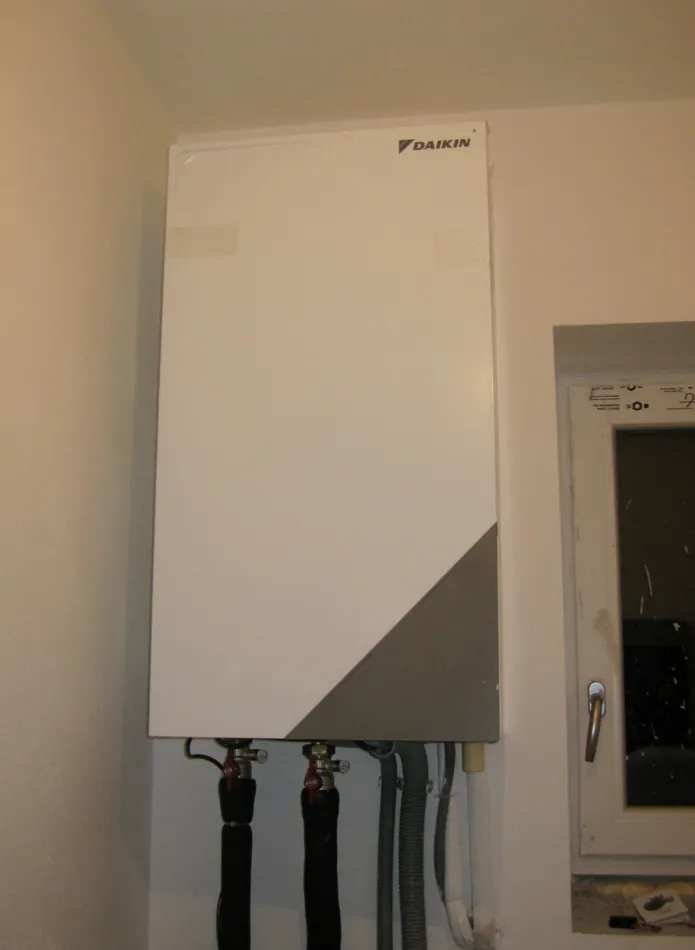Tepelné čerpadlo vzduch voda Daikin Altherma LT 11kW s chladením rodinný dom Dvorec