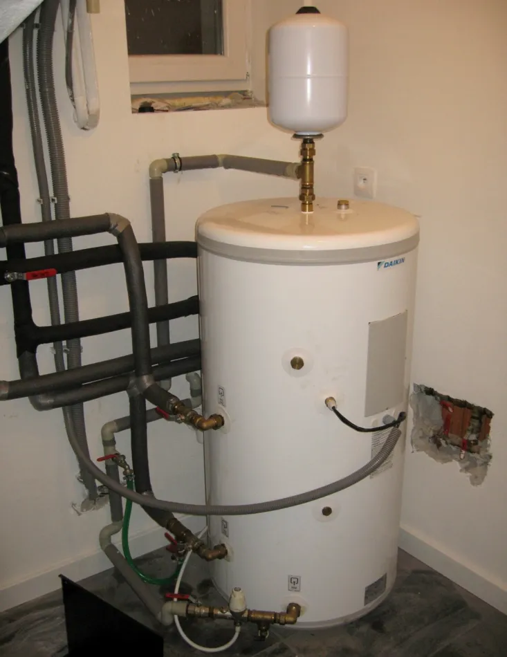 Tepelné čerpadlo vzduch voda Daikin Altherma LT 11kW s chladením rodinný dom Dvorec