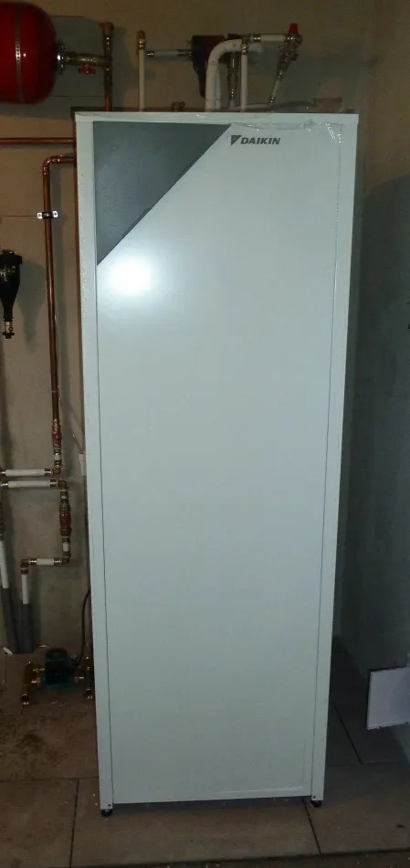 Tepelné čerpadlo vzduch voda Daikin Altherma LT 11kW s chladením rodinný dom Gabčíkovo