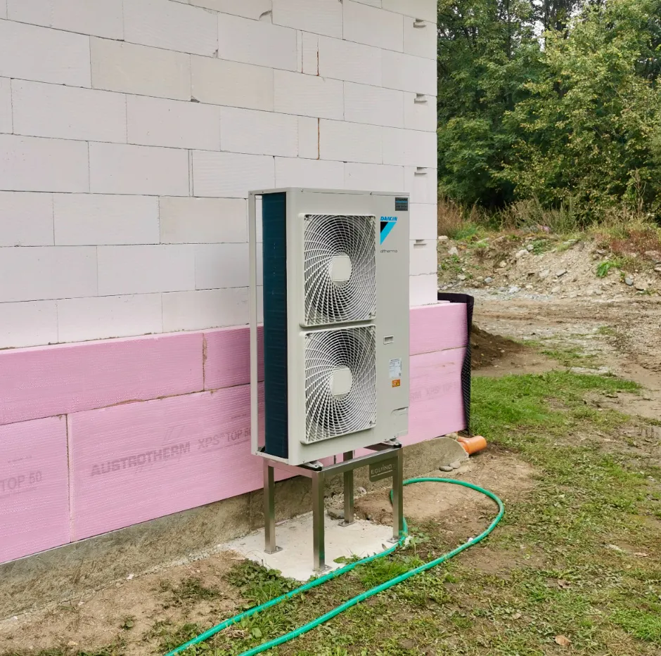 Tepelné čerpadlo vzduch voda Daikin Altherma LT 11kW s chladením rodinný dom Horné Hámre